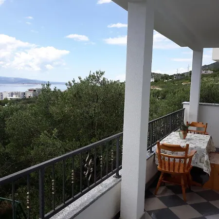 Holiday House Olivia Vila