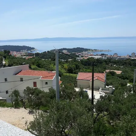 Holiday House Olivia *